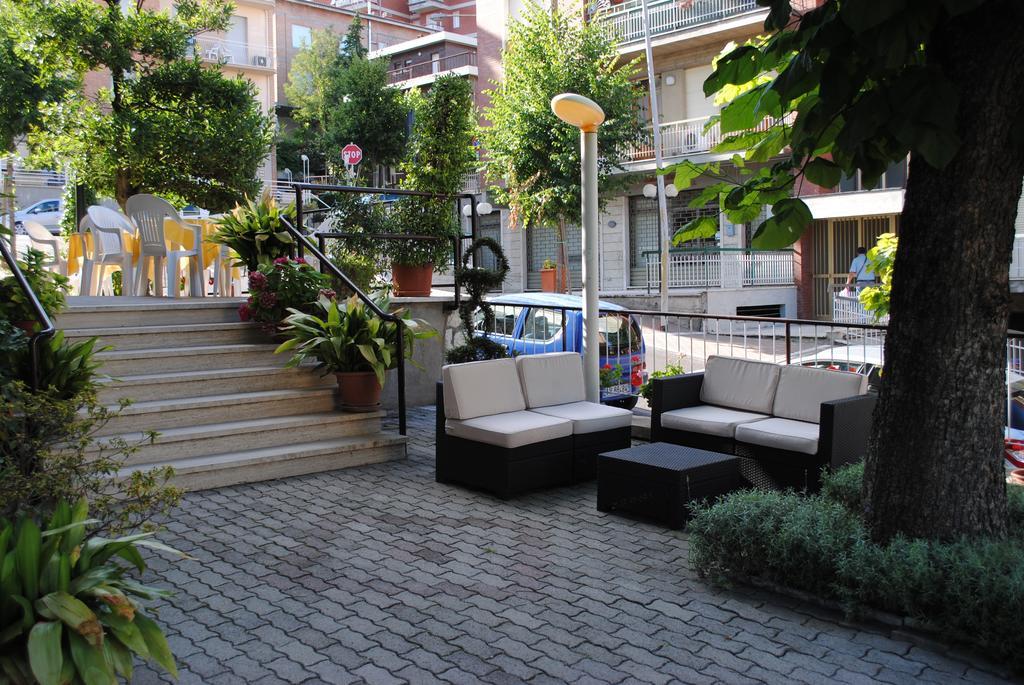 Hotel Villa Edelweiss К'янчіано-Терме Екстер'єр фото